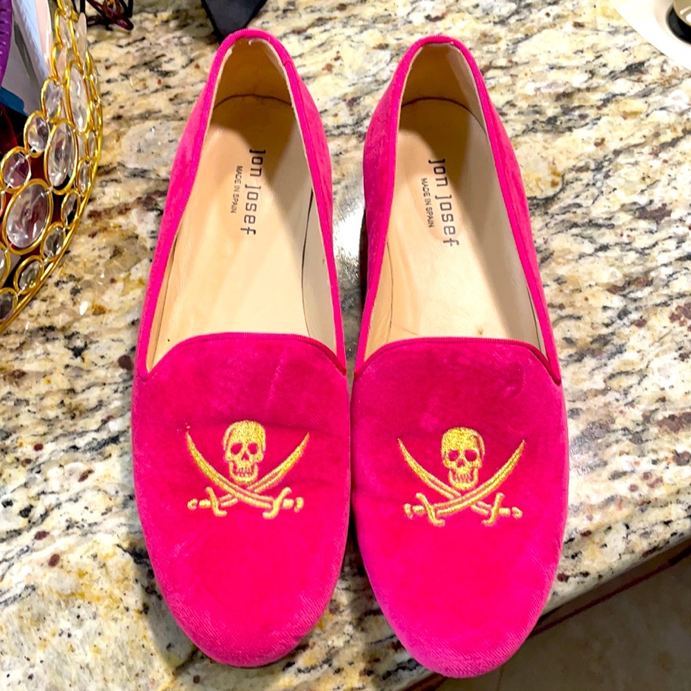 Hot pink velvet “Pirate” shoes!